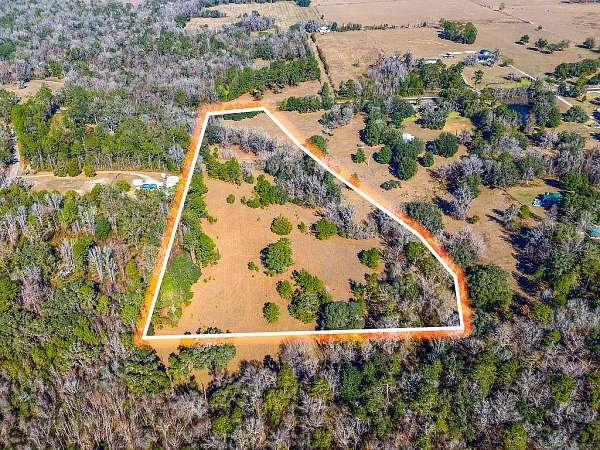 9 Acres of Land for Sale in Lake Butler, Florida