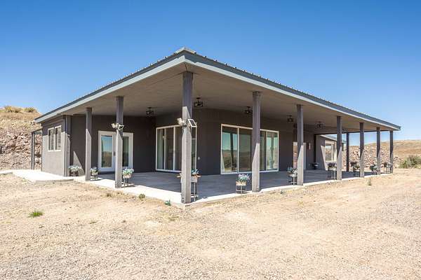 165 Acres of Land with Home for Sale in Faywood, New Mexico