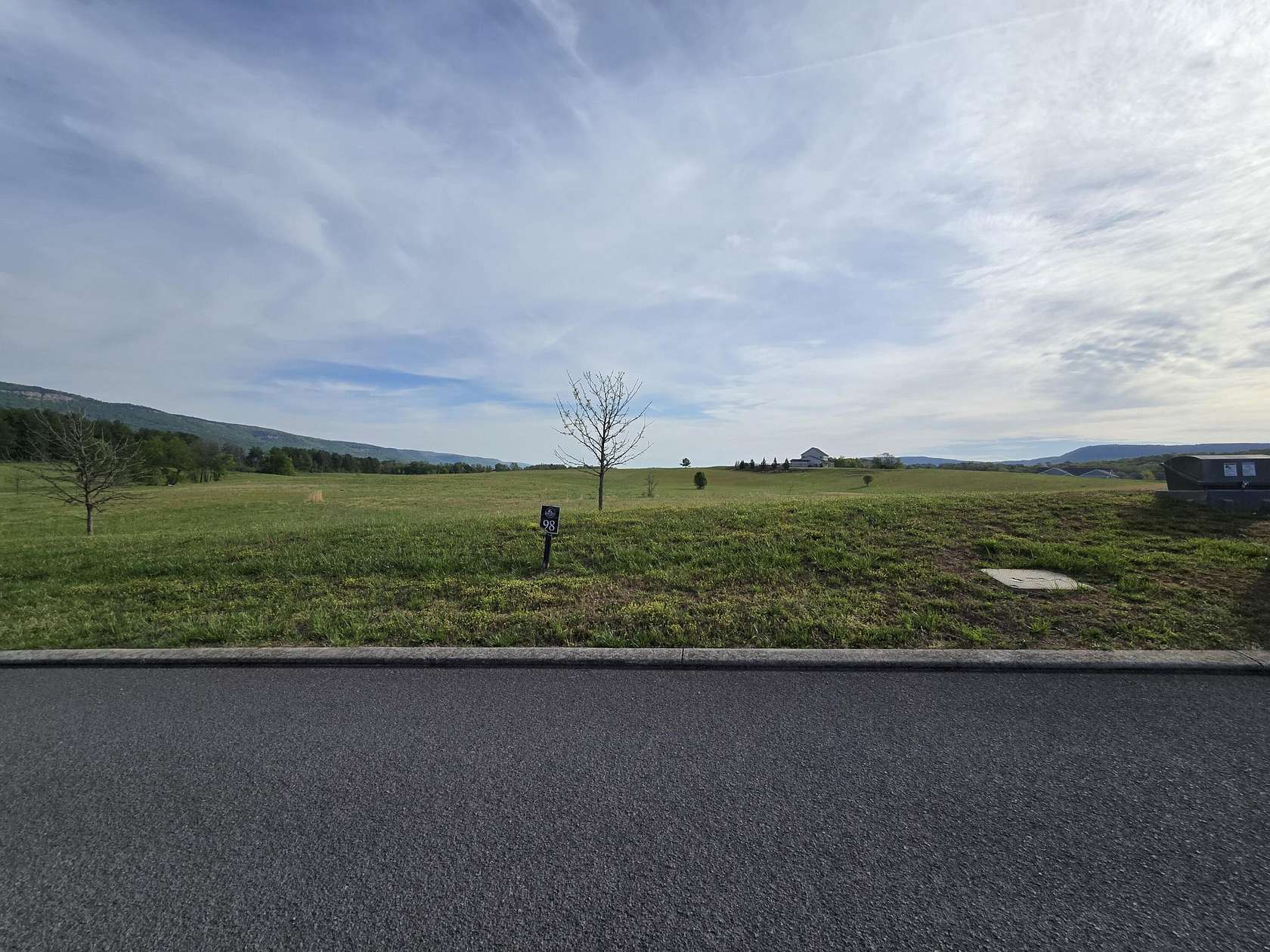2 Acres of Residential Land for Sale in Dunlap, Tennessee