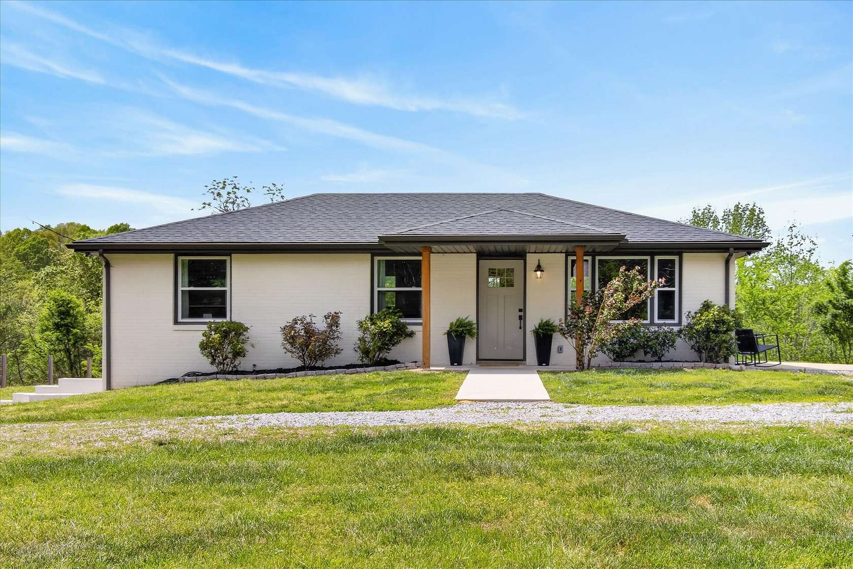 6 Acres of Land with Home for Sale in Palmyra, Tennessee