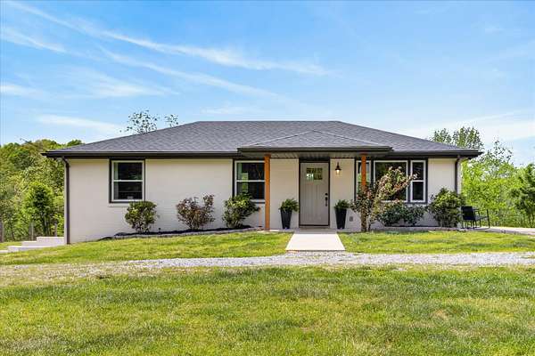 6 Acres of Land with Home for Sale in Palmyra, Tennessee