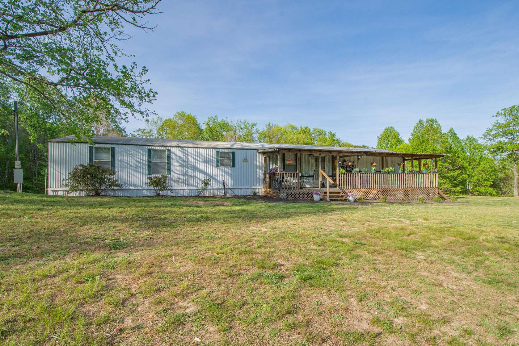 46 Acres of Land with Home for Sale in Prospect, Tennessee