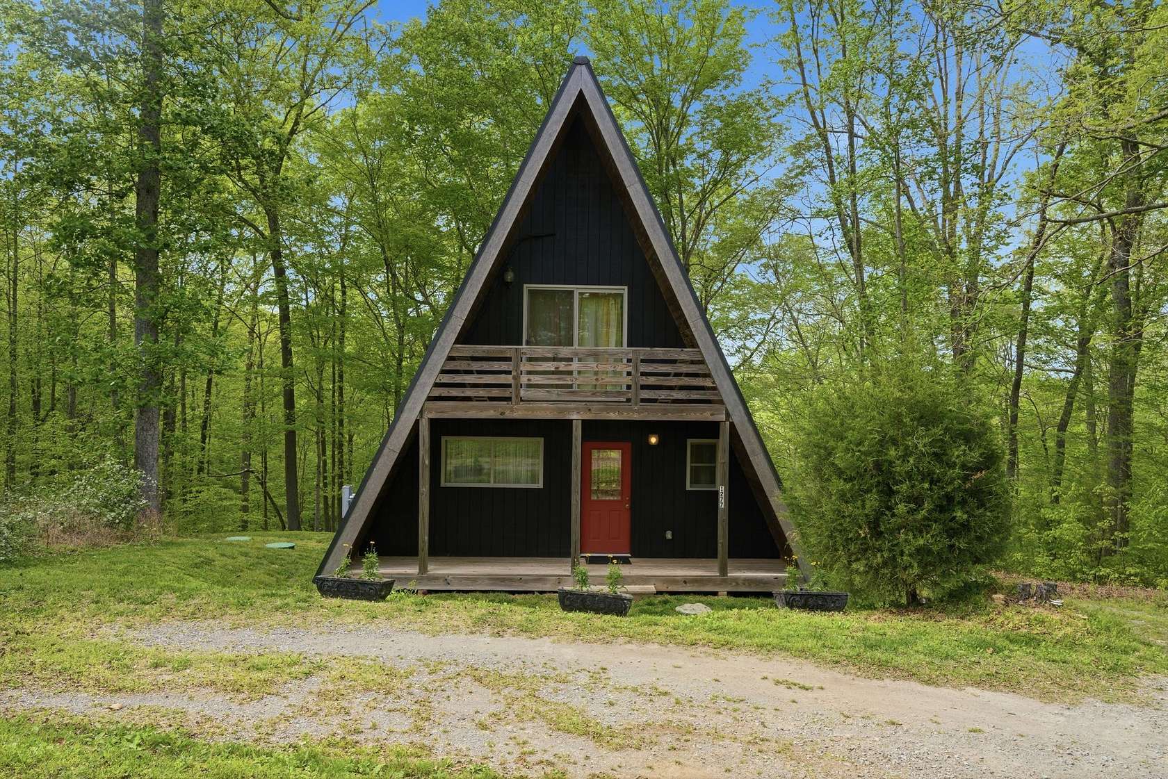 3.2 Acres of Land with Home for Sale in Ashland City, Tennessee