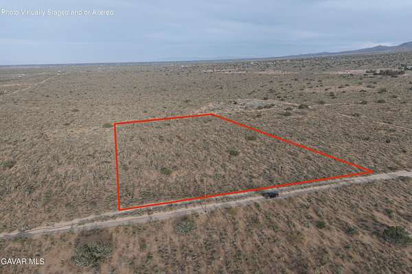 5 Acres of Residential Land for Sale in Llano, California