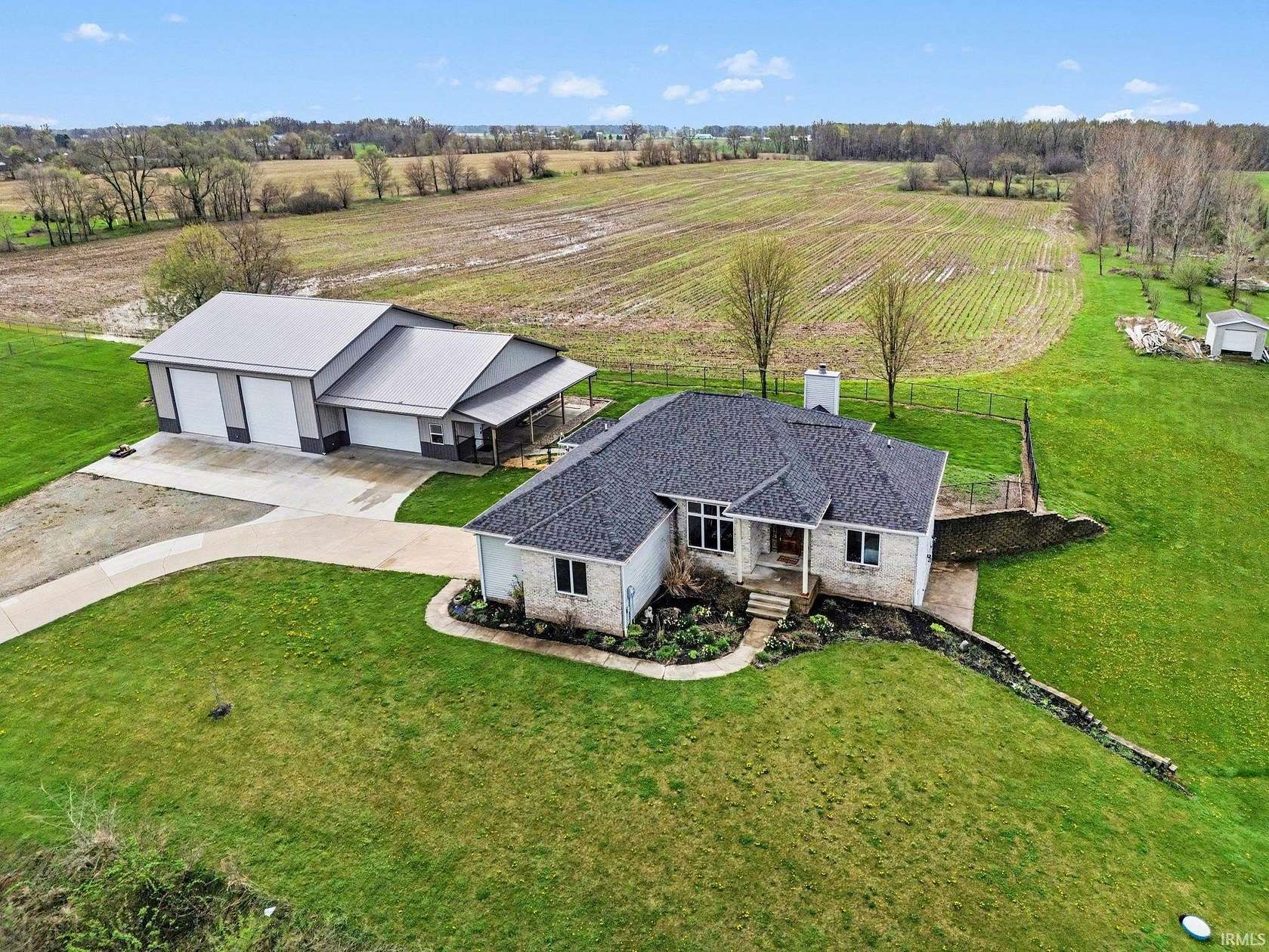 19.1 Acres of Land with Home for Sale in Warsaw, Indiana