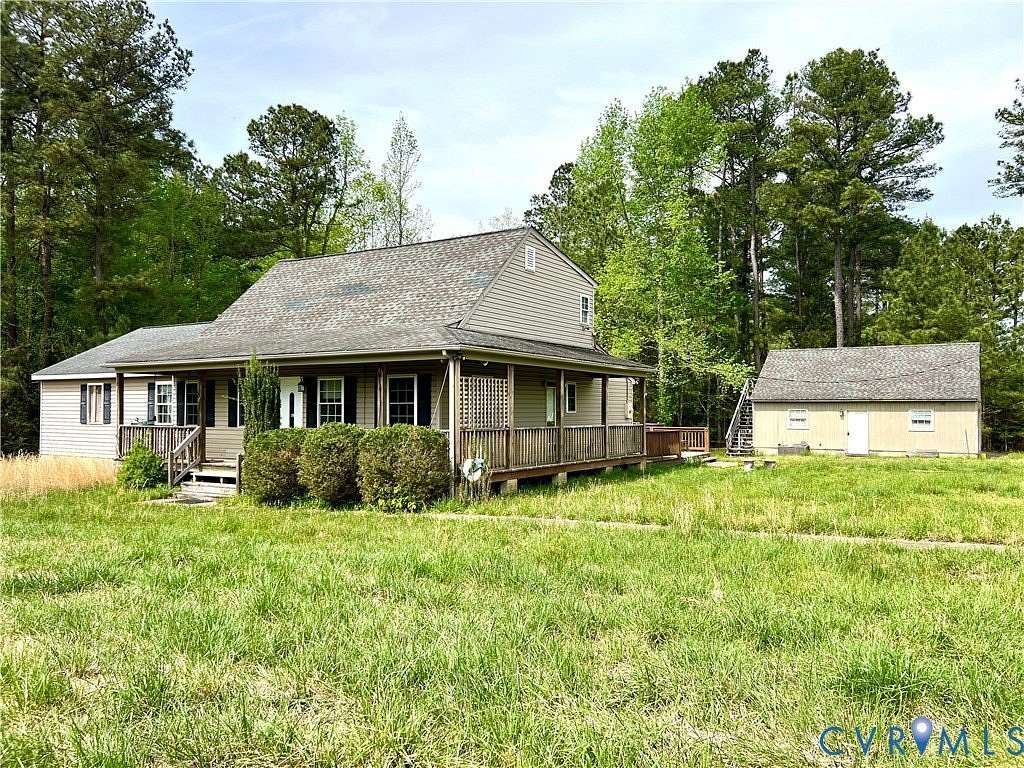 5 Acres of Land with Home for Sale in Amelia Court House, Virginia
