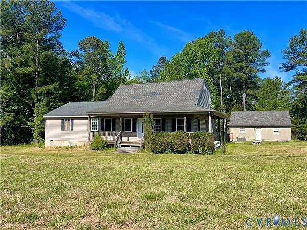 5 Acres of Land with Home for Sale in Amelia Court House, Virginia