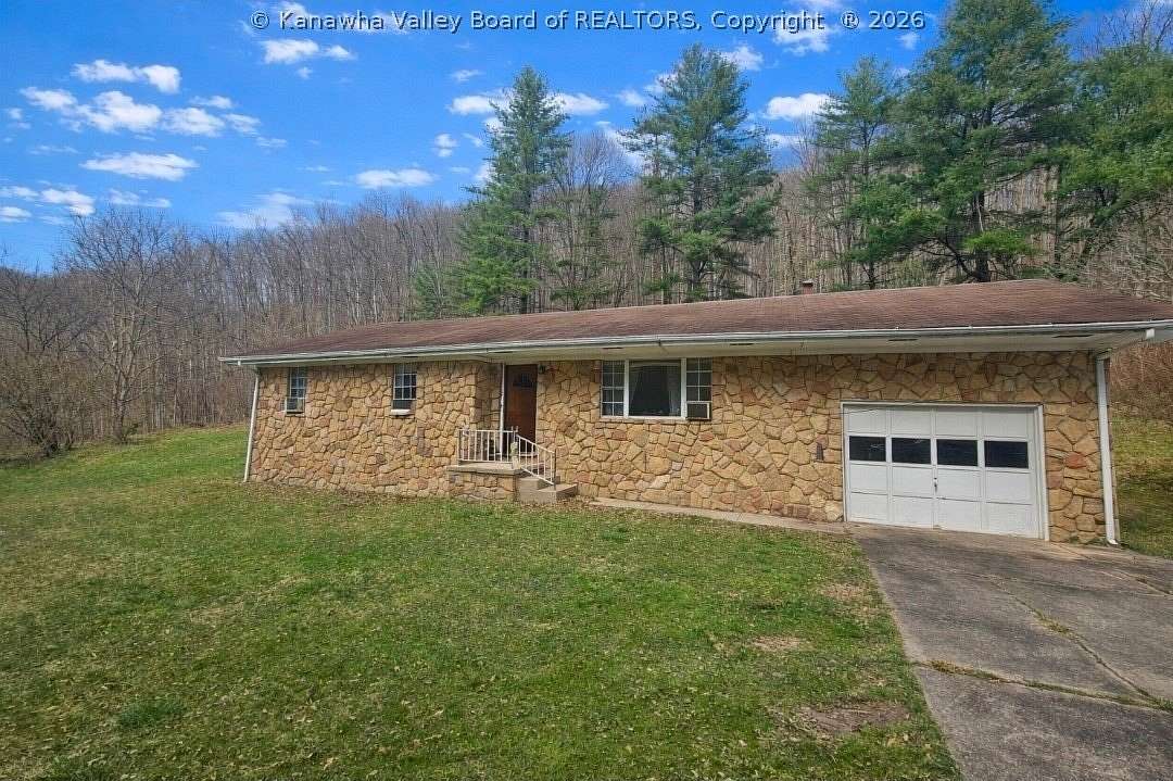 55 Acres of Land with Home for Sale in Walton, West Virginia