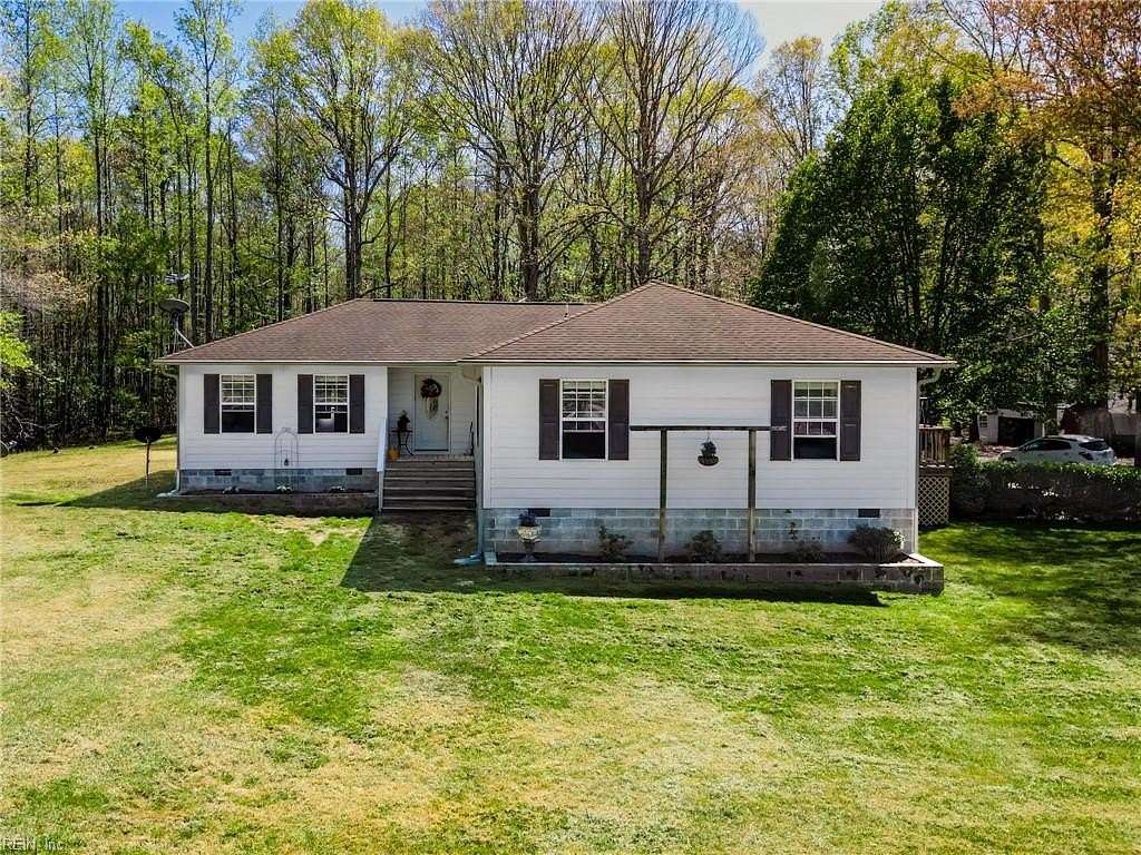 5 Acres of Land with Home for Sale in Gloucester, Virginia