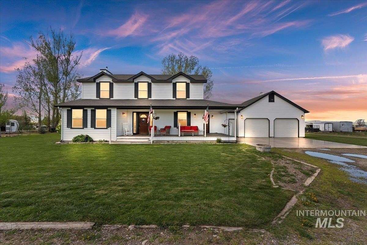 5 Acres of Land with Home for Sale in Wilder, Idaho