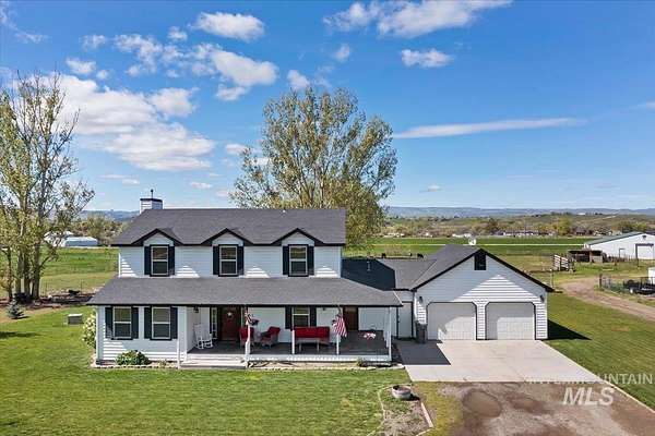 5 Acres of Land with Home for Sale in Wilder, Idaho