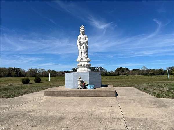 41.4 Acres of Agricultural & Residential Land for Sale in Knotts Island, North Carolina