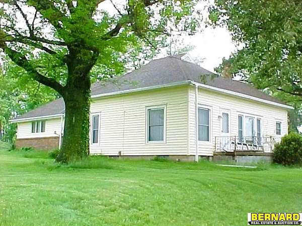 4.25 Acres of Land with Home for Sale in Auburn, Nebraska