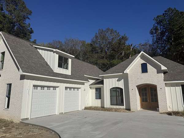 2.66 Acres of Land with Home for Sale in Holly Hill, South Carolina