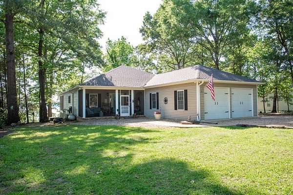 1.87 Acres of Land with Home for Sale in Georgetown, Georgia