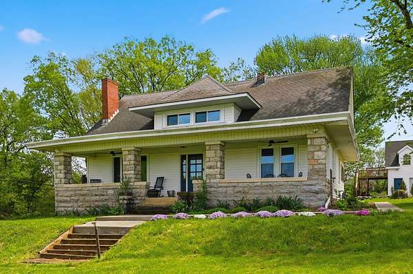 3.52 Acres of Land with Home for Sale in Midway, Kentucky