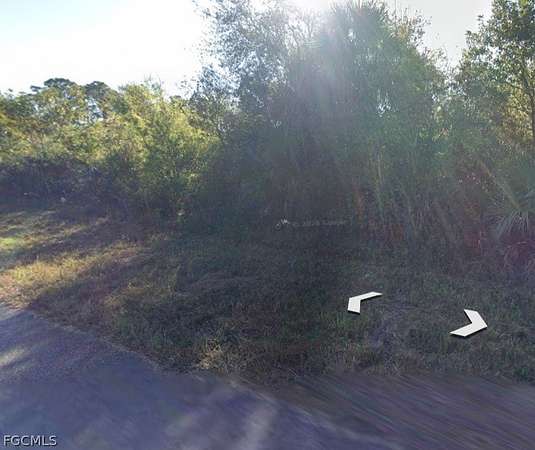 0.25 Acres of Residential Land for Sale in Lehigh Acres, Florida