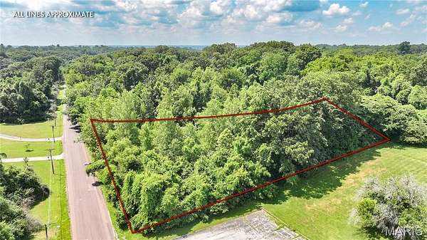 2 Acres of Land for Sale in Alton, Illinois