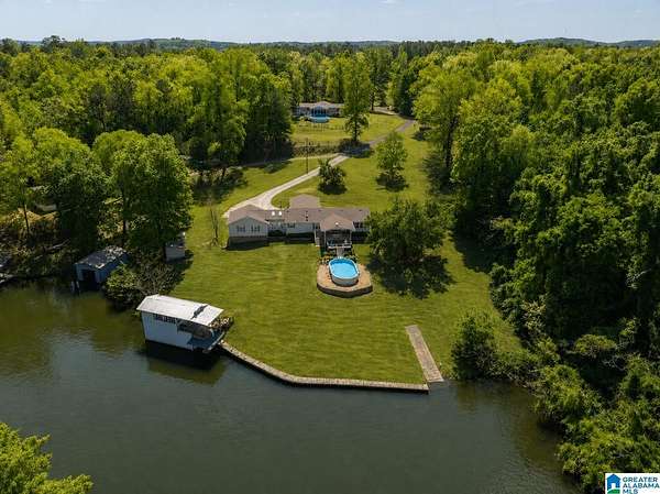 4 Acres of Land with Home for Sale in Adger, Alabama