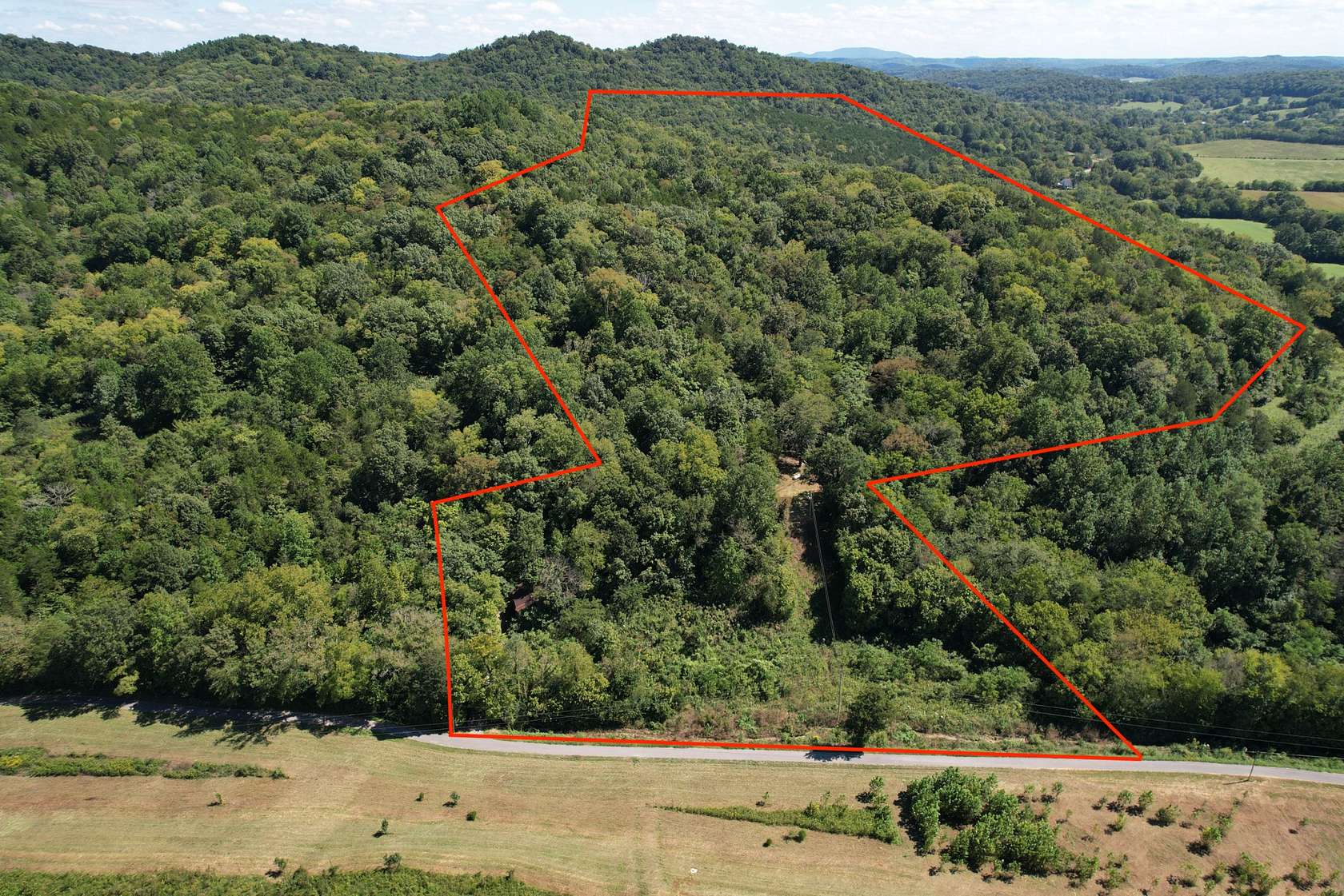 31.2 Acres of Recreational & Residential Land for Sale in Watertown, Tennessee
