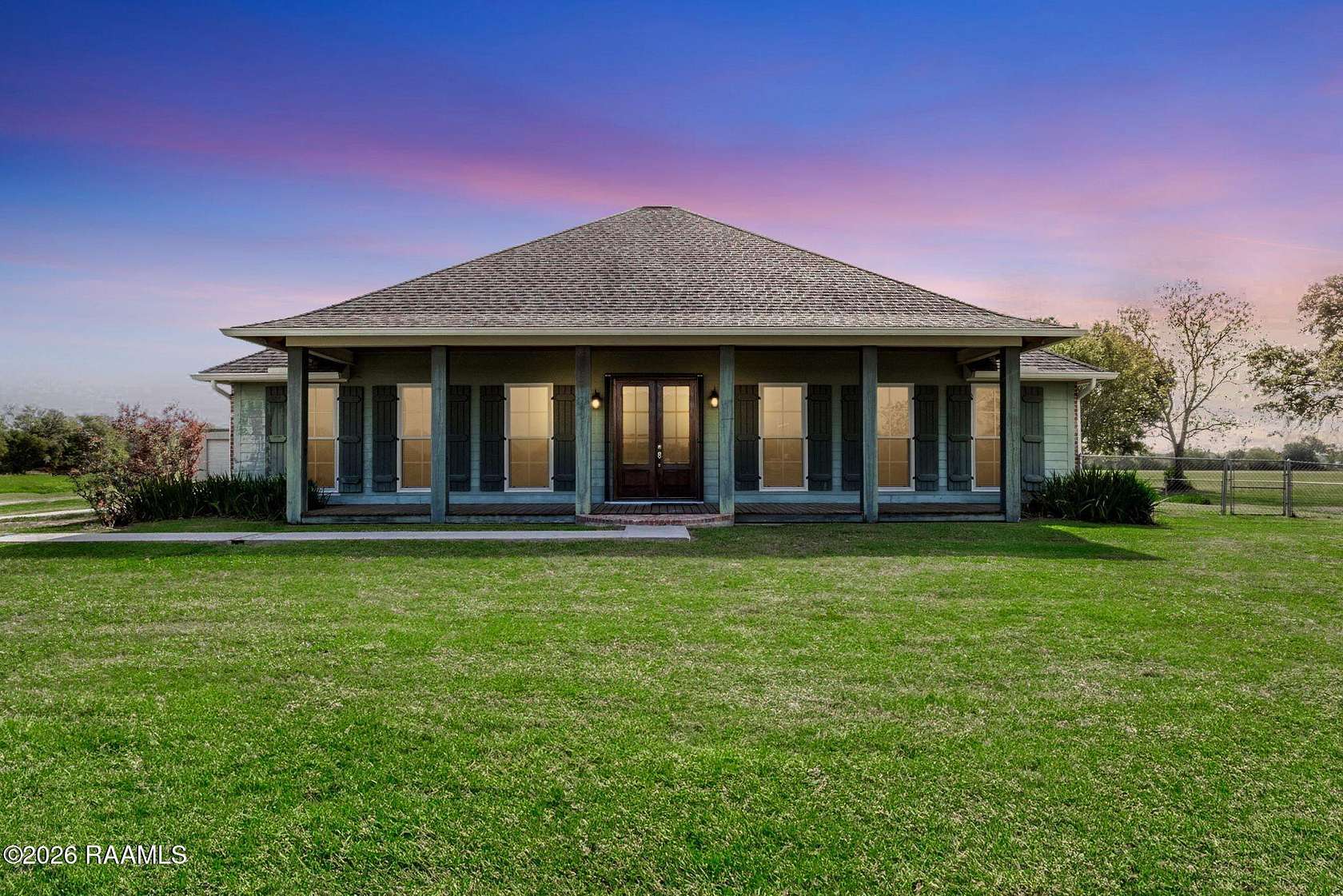 10 Acres of Recreational Land with Home for Sale in Rayne, Louisiana