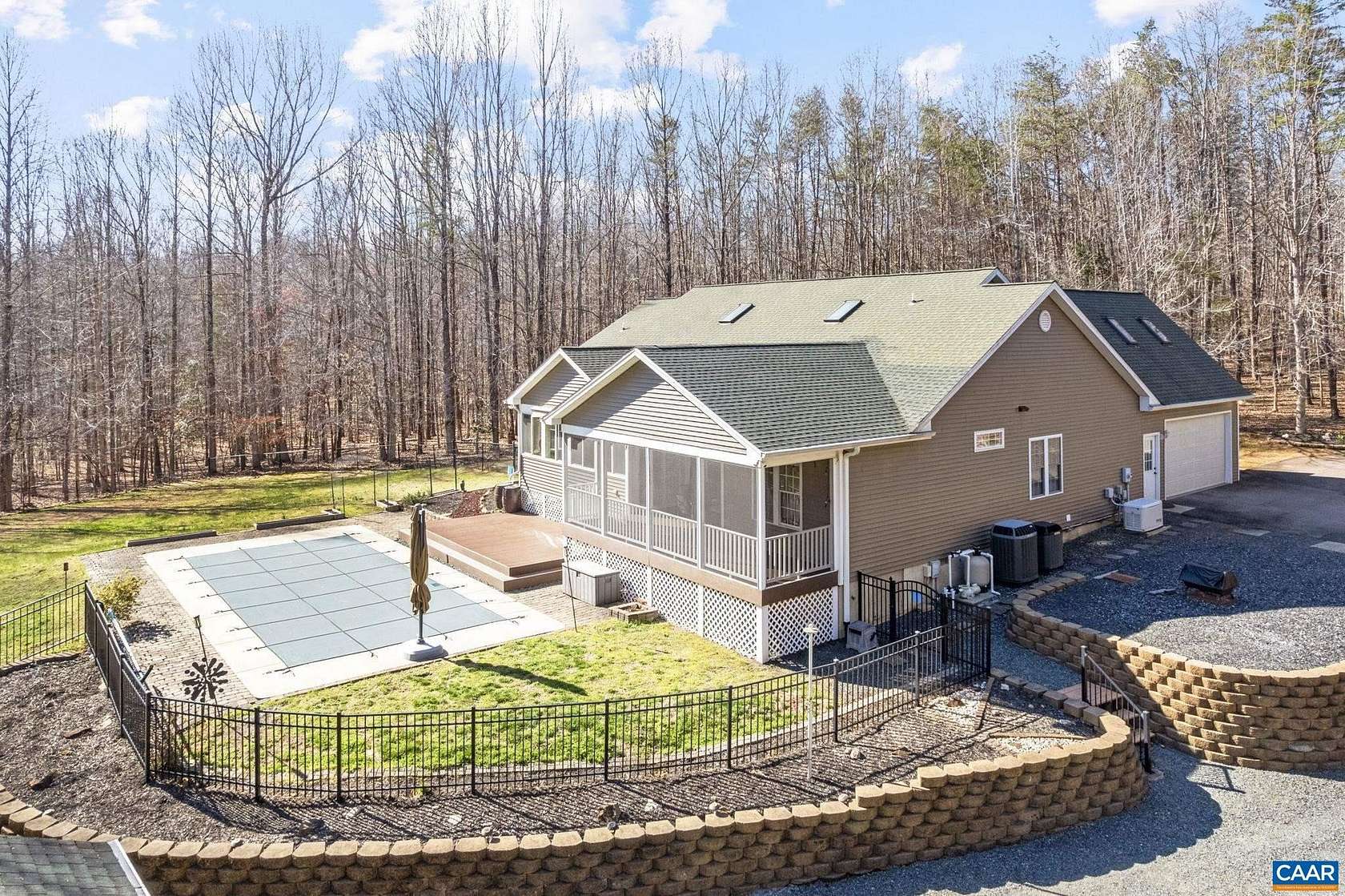 10 Acres of Land with Home for Sale in Fork Union, Virginia