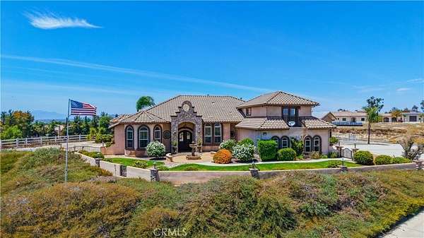4.77 Acres of Land with Home for Sale in Temecula, California