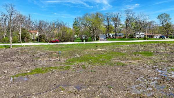 Residential Land for Sale in Green Oaks, Illinois