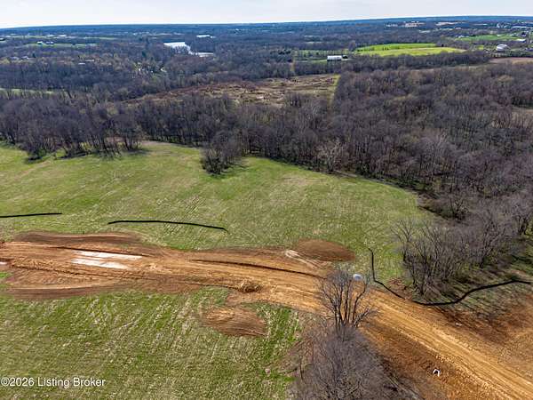5 Acres of Residential Land for Sale in Shelbyville, Kentucky