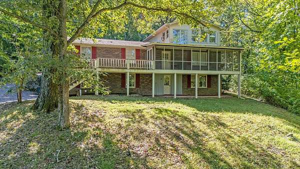 10.1 Acres of Land with Home for Sale in Brentwood, Tennessee