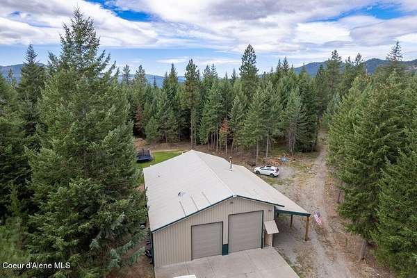 6 Acres of Land with Home for Sale in Spirit Lake, Idaho