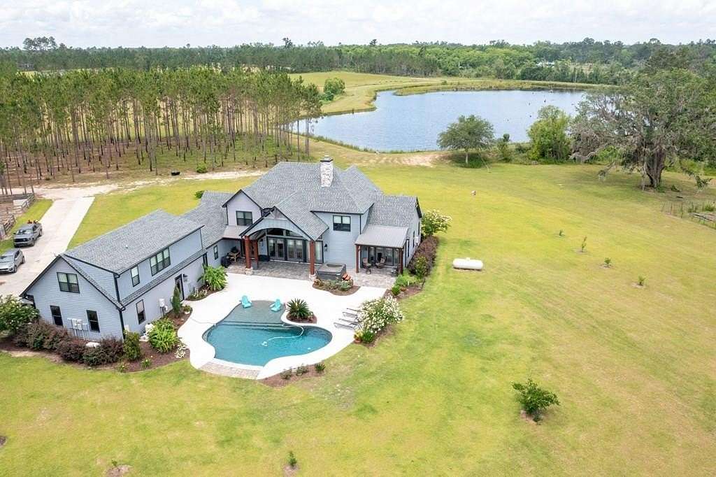 54 Acres of Recreational Land with Home for Sale in Naylor, Georgia