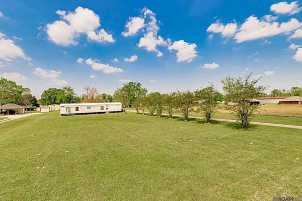 1.52 Acres of Improved Mixed-Use Land for Sale in Saint Amant, Louisiana