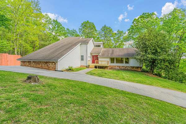 5 Acres of Land with Home for Sale in Sweetwater, Tennessee