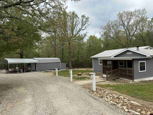 4 Acres of Land with Home for Sale in Salem, Arkansas