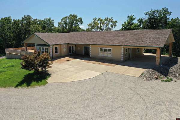 5.6 Acres of Land with Home for Sale in Mountain Home, Arkansas