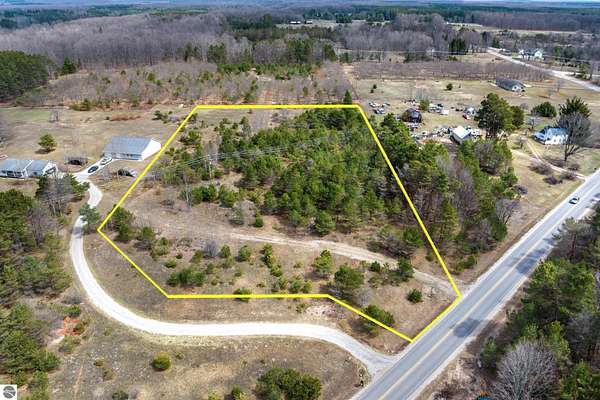 4 Acres of Residential Land for Sale in Beulah, Michigan