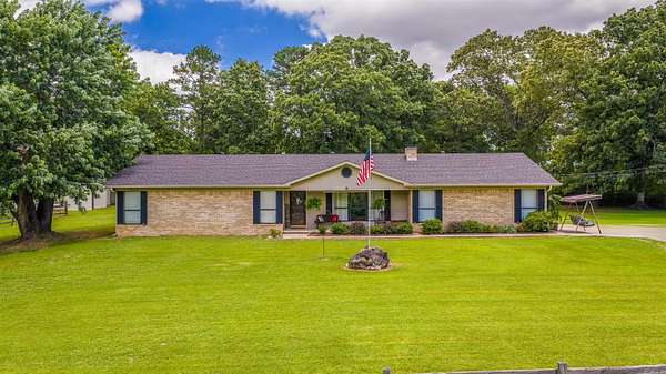 3 Acres of Land with Home for Sale in Damascus, Arkansas