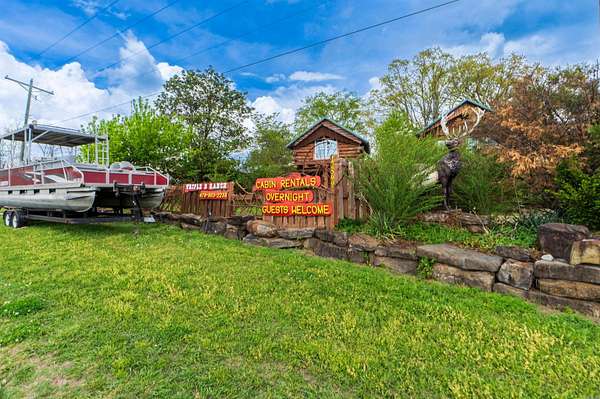 5.28 Acres of Improved Mixed-Use Land for Sale in St. Joe, Arkansas