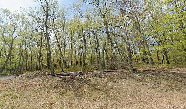 2.1 Acres of Residential Land for Sale in Highland Mills, New York