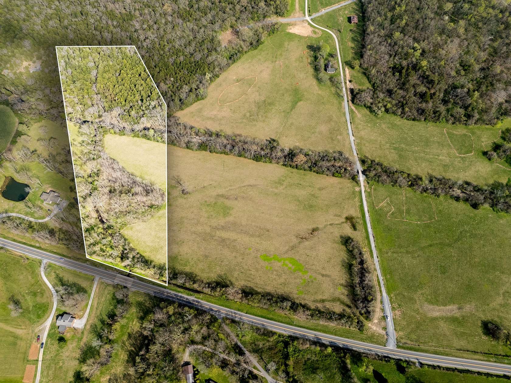 11.2 Acres of Land for Sale in College Grove, Tennessee