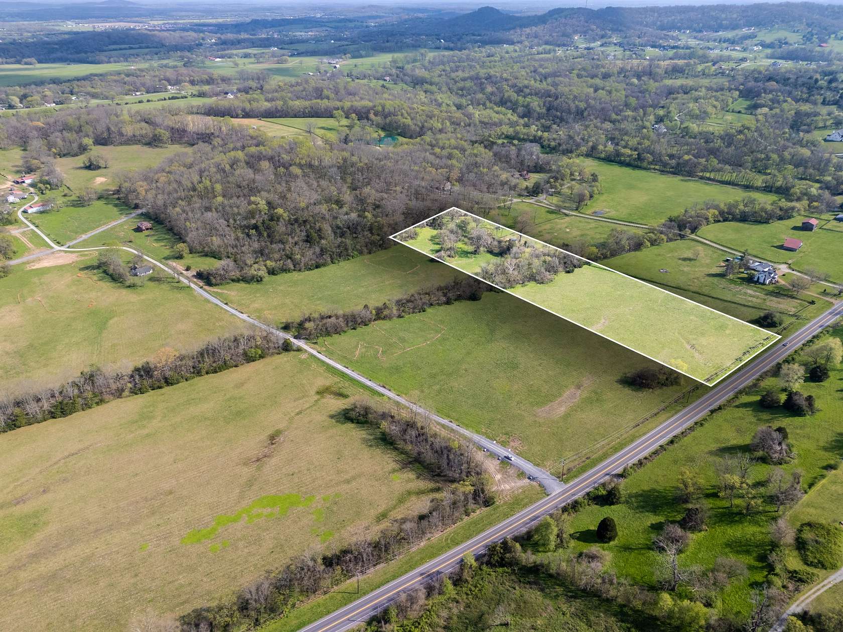 8.24 Acres of Residential Land for Sale in College Grove, Tennessee