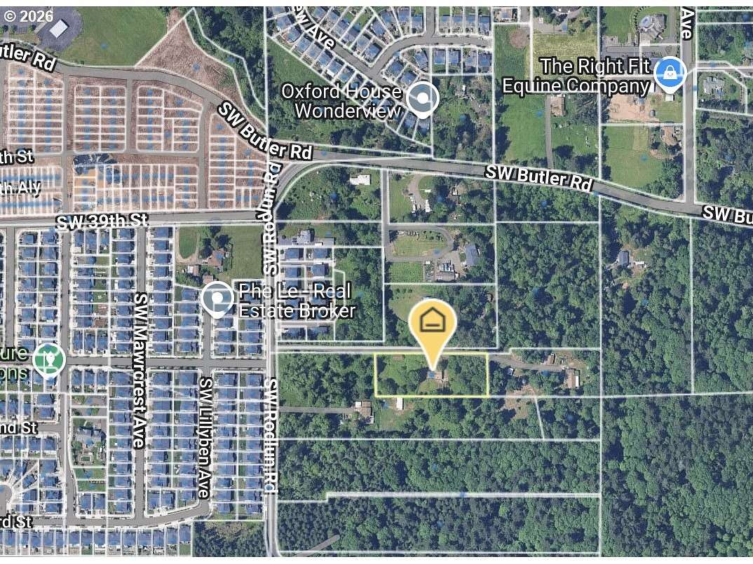 1.7 Acres of Land with Home for Sale in Gresham, Oregon