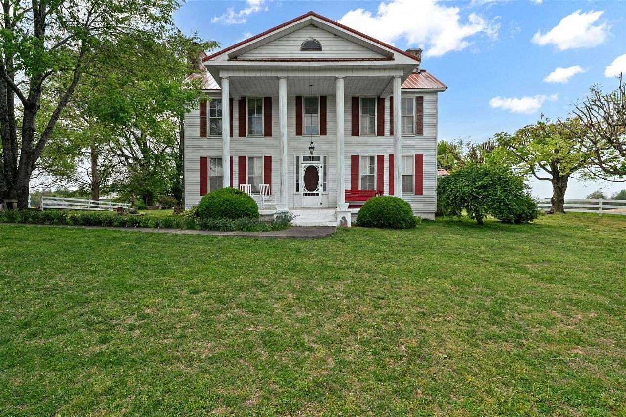 7.27 Acres of Land with Home for Sale in Greensburg, Kentucky