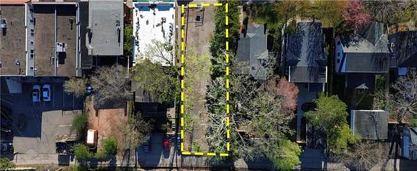 0.12 Acres of Mixed-Use Land for Sale in Minneapolis, Minnesota