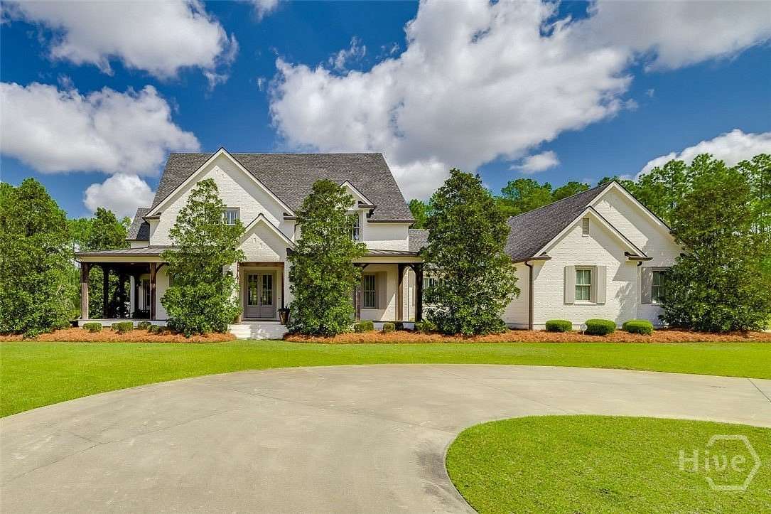 12 Acres of Recreational Land with Home for Sale in Vidalia, Georgia