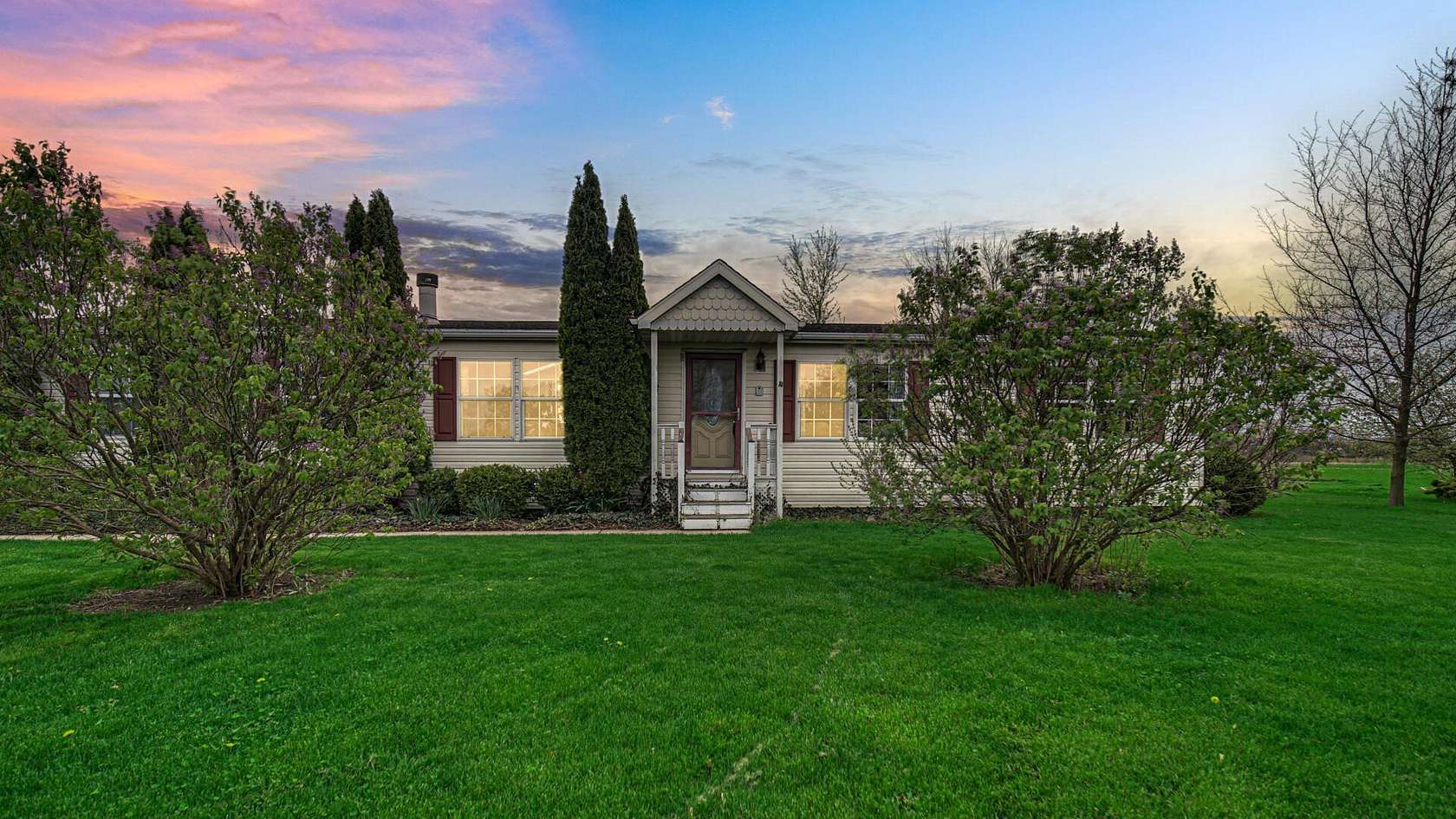 9.6 Acres of Land with Home for Sale in Dyer, Indiana