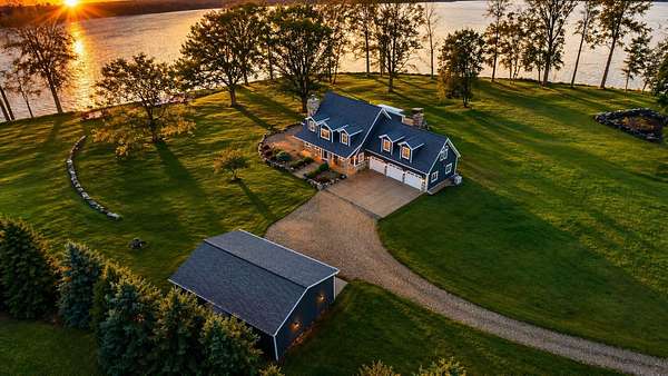 4 Acres of Land with Home for Sale in Lake Isabella, Michigan