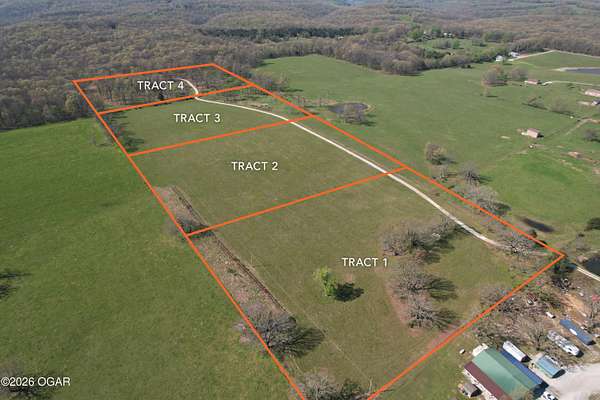 5 Acres of Land for Sale in Aurora, Missouri