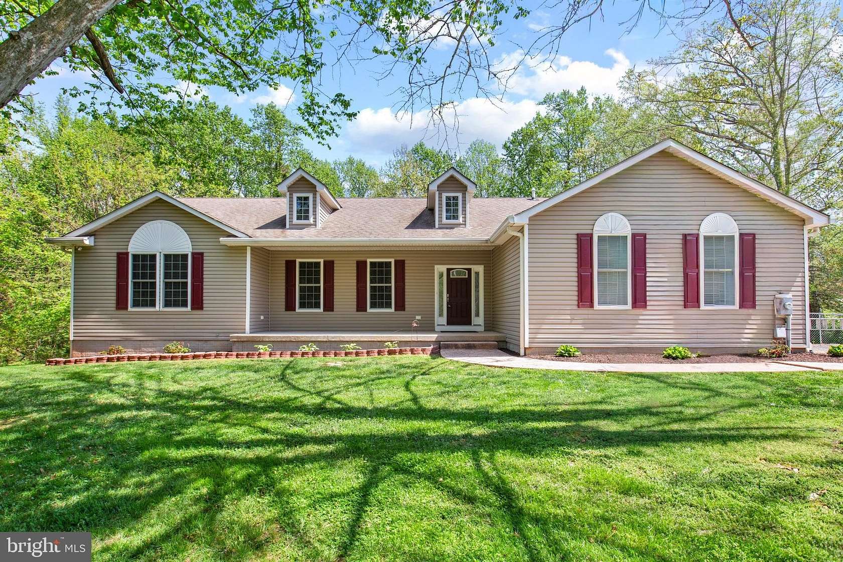 2.33 Acres of Land with Home for Lease in Hollywood, Maryland